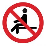 Забраняващ знак, Знак забранено сядането на повърхността