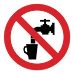 Забраняващ знак, Знак забранено пиенето на вода, Знак водата не е годна за пиене
